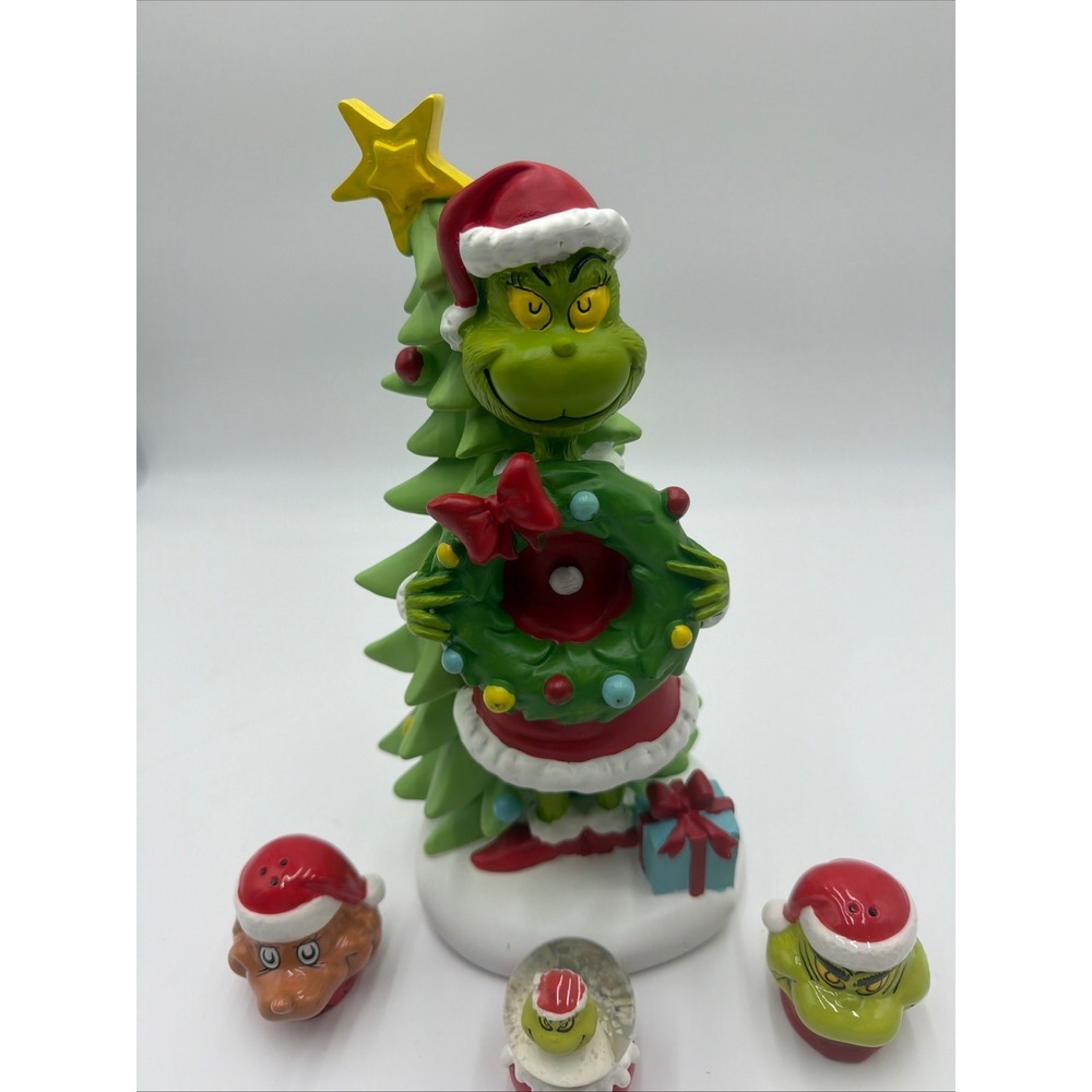 Dr Seuss The Grinch Christmas Decor Set Figurine Salt Pepper Shakers Snow Globe